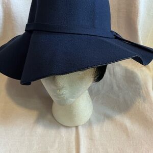 Izzy & Liv Elegant Navy Women's Hat